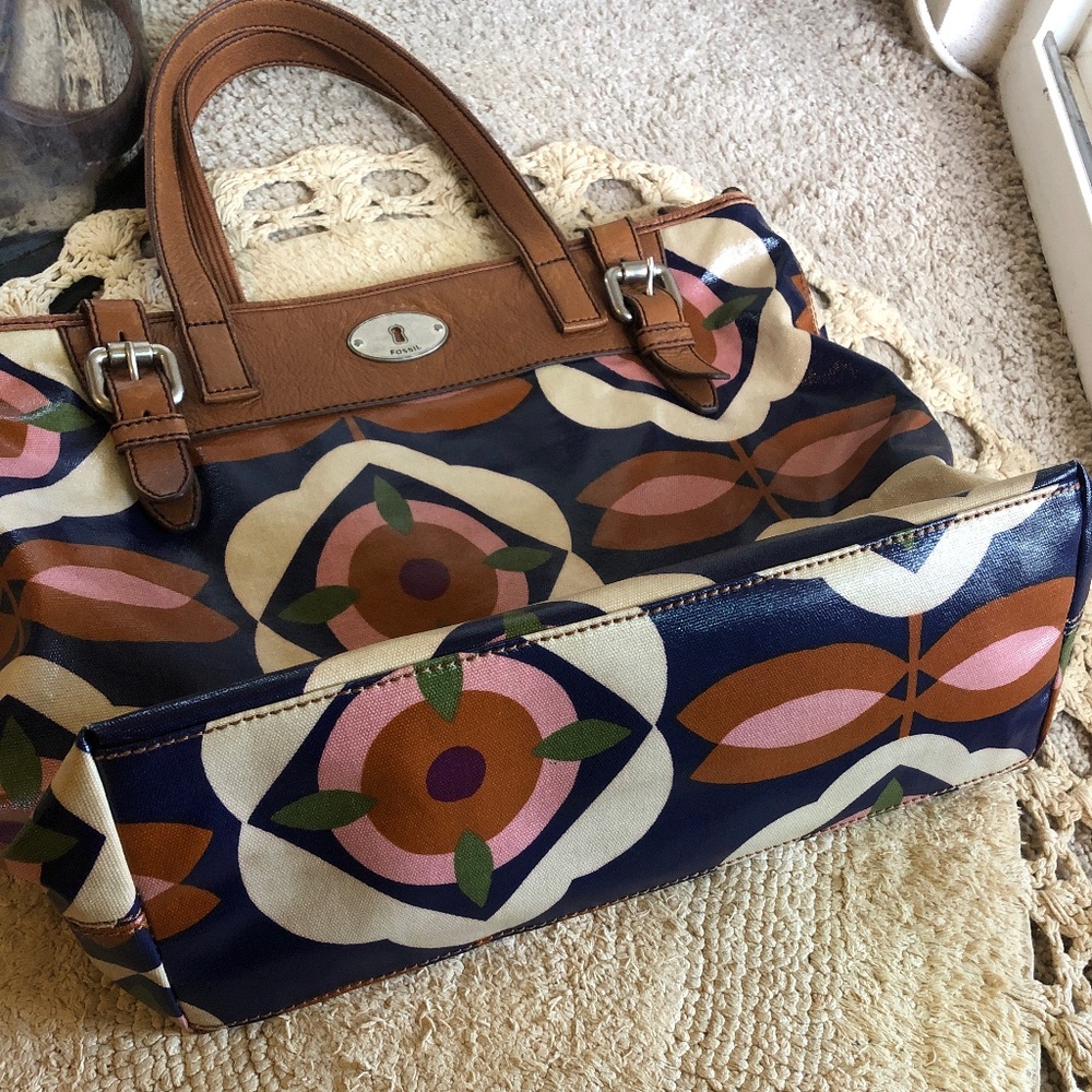 *** Fossil *** Key - Per Geometric Floral Tote - image 2
